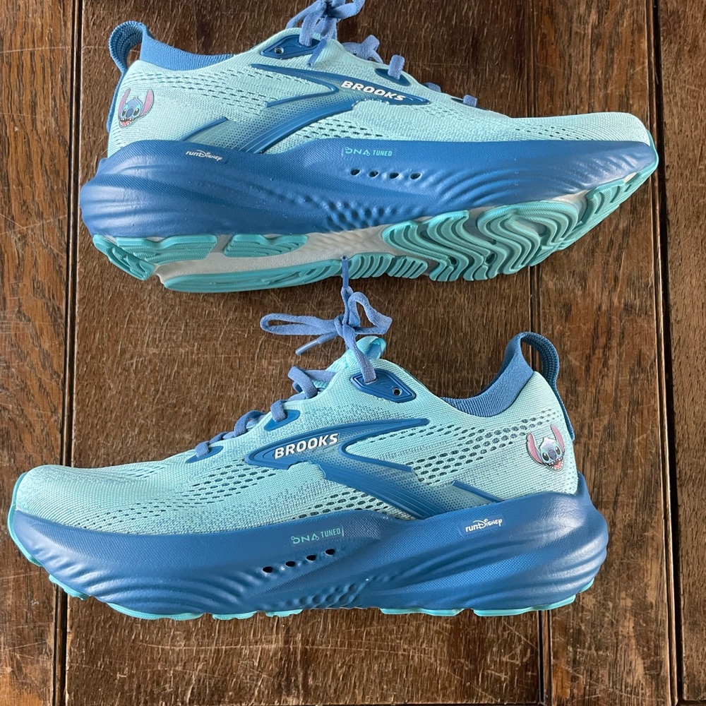 Brooks Women’s Glycerin Running Shoes - Disney’s Stitch - Picture 8 of 12